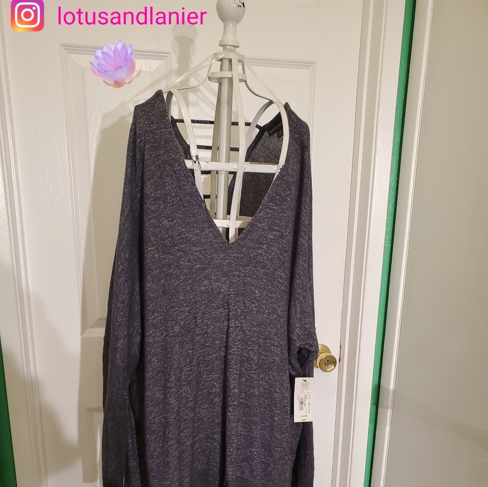 Bold Elements V- Neck Sweater Sz XL